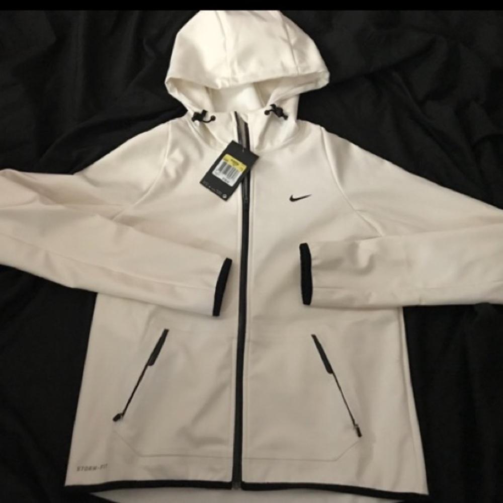 NIKE Storm Fit Jacket Women’s Size Small NWT